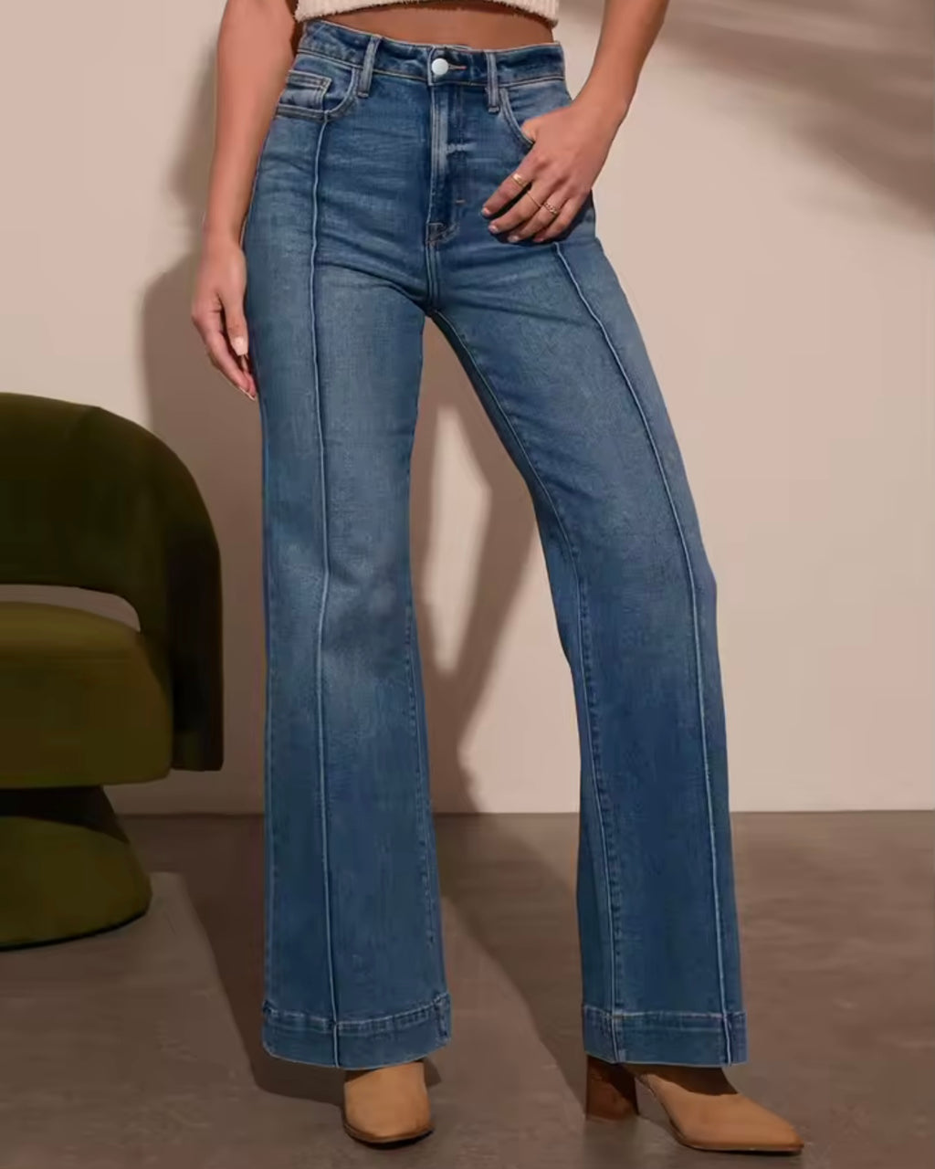 𝐏𝐚𝐧𝐭𝐚𝐥𝐨𝐧 𝐣𝐞𝐚𝐧𝐬 é𝐥é𝐠𝐚𝐧𝐭