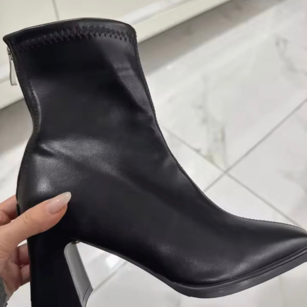 𝘽𝙤𝙩𝙩𝙞𝙣𝙚 𝙫𝙞𝙣𝙩𝙖𝙜𝙚 é𝙡é𝙜𝙖𝙣𝙩𝙚