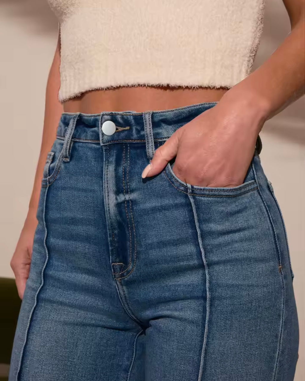 𝐏𝐚𝐧𝐭𝐚𝐥𝐨𝐧 𝐣𝐞𝐚𝐧𝐬 é𝐥é𝐠𝐚𝐧𝐭