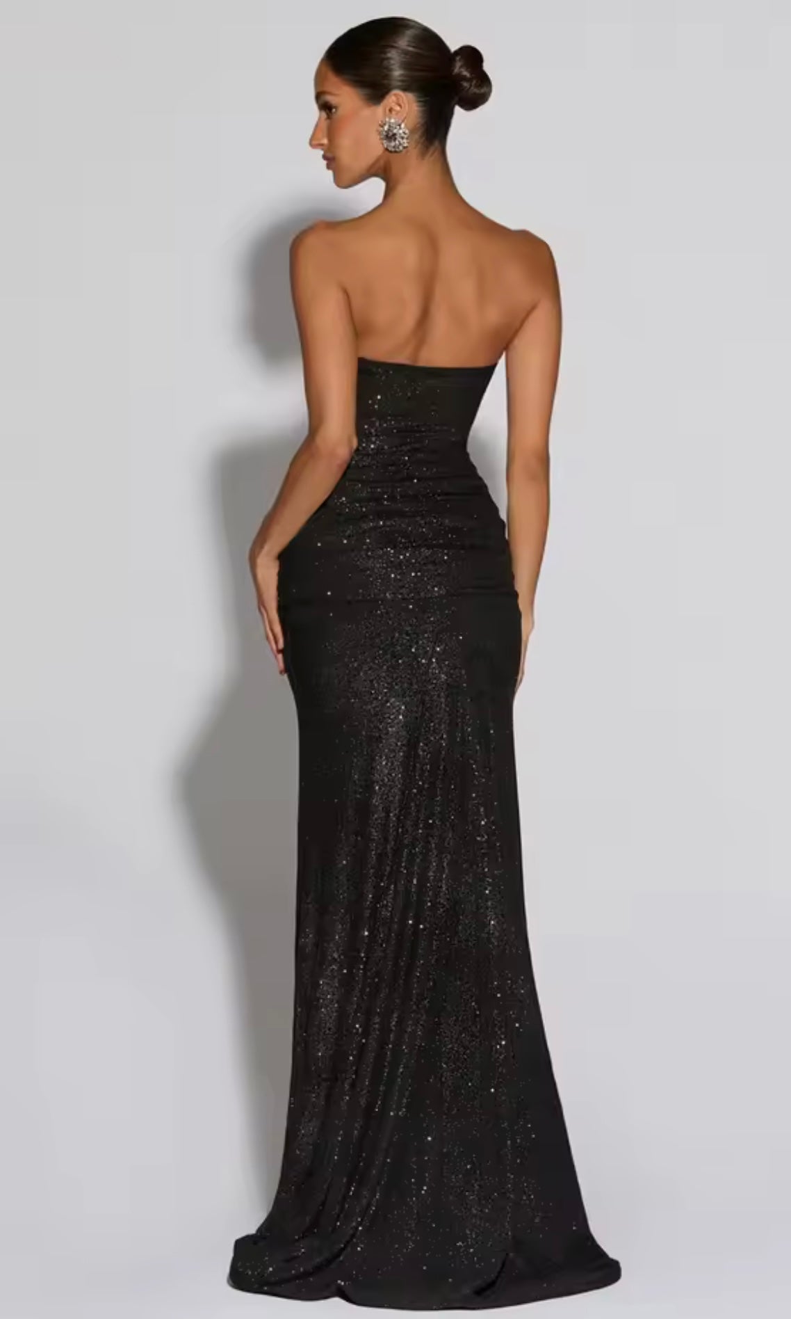 𝙍𝙤𝙗𝙚 𝙨𝙘𝙞𝙣𝙩𝙞𝙡𝙡𝙖𝙣𝙩𝙚 𝙥𝙖𝙞𝙡𝙡𝙚𝙩é𝙚 𝙩𝙚𝙣𝙙𝙖𝙣𝙘𝙚