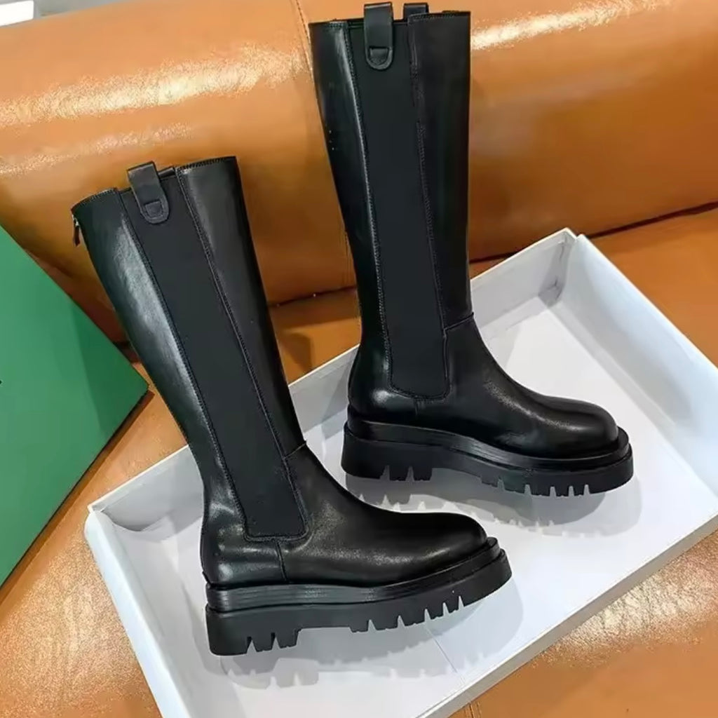 𝐁𝐨𝐭𝐭𝐢𝐧𝐞 𝐭𝐞𝐧𝐝𝐚𝐧𝐜𝐞 𝐡𝐢𝐯𝐞𝐫, 𝐞𝐟𝐟𝐞𝐭 𝐜𝐮𝐢𝐫 𝐟𝐞𝐦𝐦𝐞