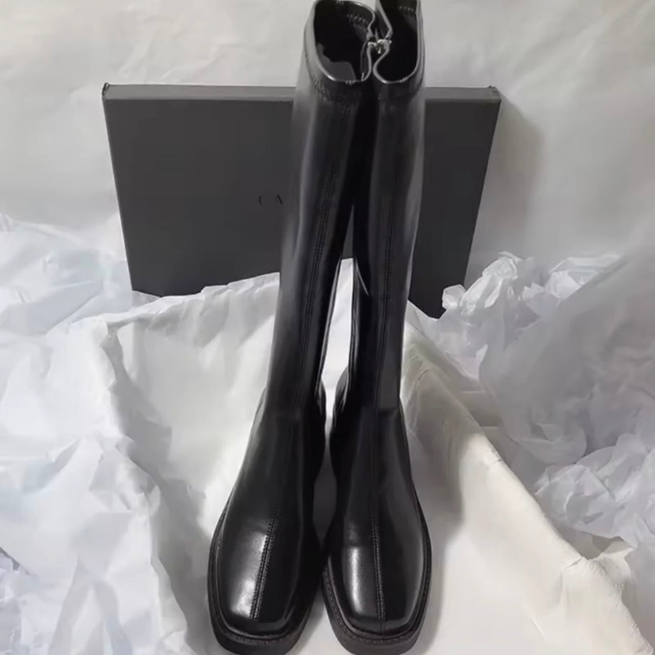 𝘽𝙤𝙩𝙩𝙞𝙣𝙚 𝙫𝙞𝙣𝙩𝙖𝙜𝙚 à 𝙩𝙖𝙡𝙤𝙣 é𝙥𝙖𝙞𝙨, 𝙩𝙚𝙣𝙙𝙖𝙣𝙘𝙚 𝙝𝙞𝙫𝙚𝙧